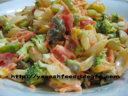 سالاد پاستا با سبزیجات